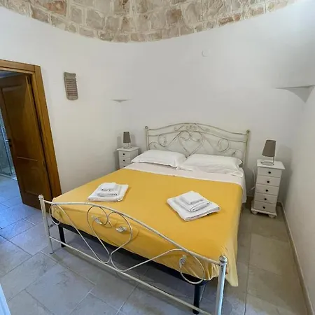 Trulli Demetra Semesterbostad *